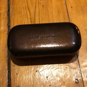 Robert Mark tortoise shell sunglasses